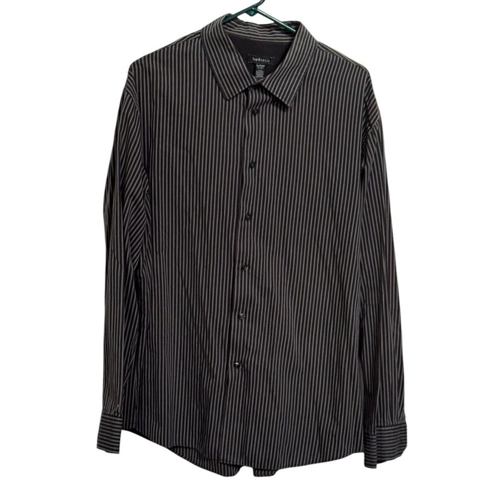 Van Heusen Men’s XL 17 - 17.5 Striped Long Sleeve Button Down Career Night Out